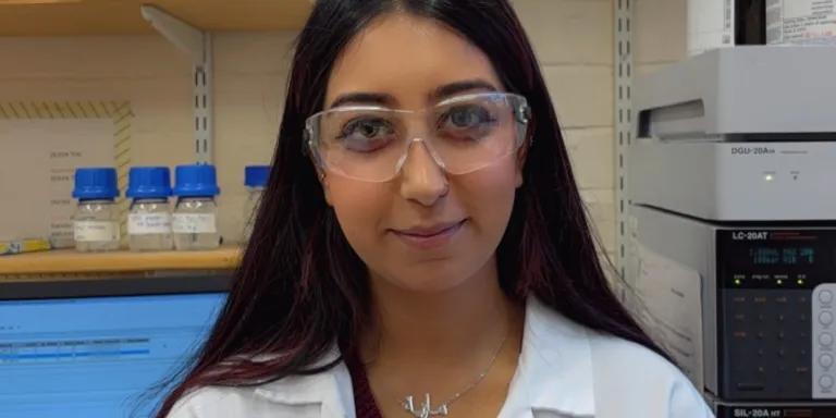 Mariyah Sajjad in the lab