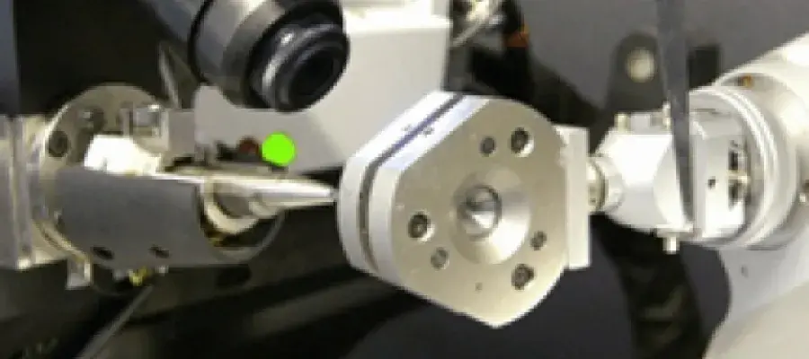 High pressure instrument