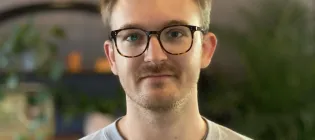 Headshot of alumnus Luke Britton