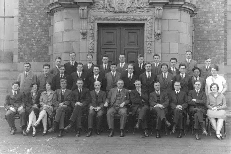 School photo from 1926-27