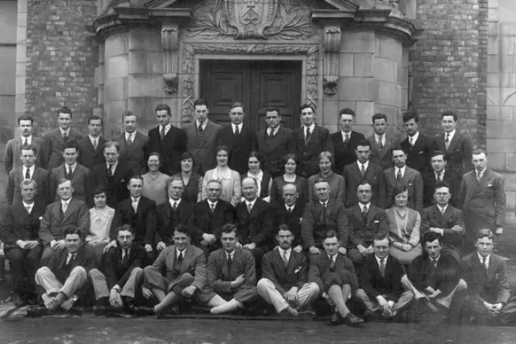 School photo from 1928-29