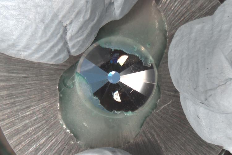 Diamond alignment
