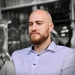 Dr Deniz Mostarac