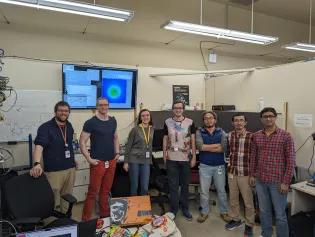Collaboration at our recent electron diffraction experiment at the SLAC MeV-UED facility! 