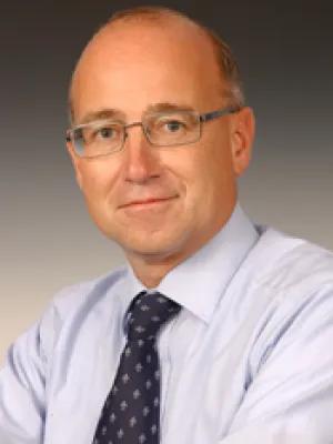  Professor Colin Pulham